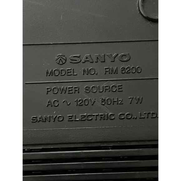 Sanyo RM6200 Vtg 1984 Dual Alarm  Red LED Digital Clock Radio Tested Woodgrain - Picture 8 of 8